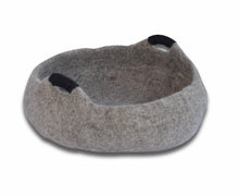 Load image into Gallery viewer, Cat Bed, Basket with Handle
