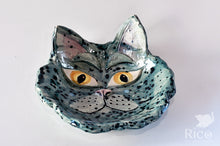 Load image into Gallery viewer, Kitty Dish, Critter
