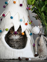 Load image into Gallery viewer, Cat Cave, Christmas Tree
